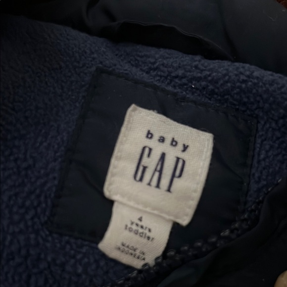 Boys Gap Navy Puffer Jacket. Size 4 - Picture 2 of 5